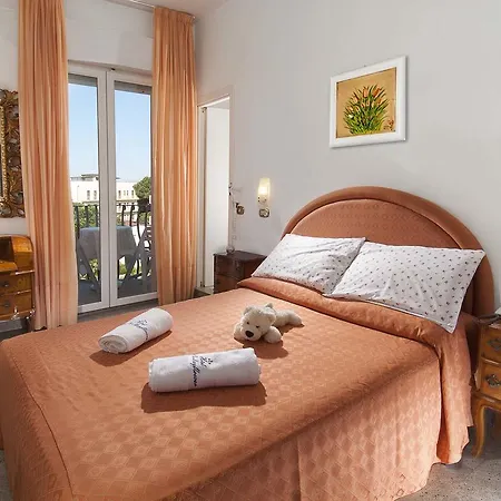 Hotel Mayflower Milano Marittima Exterior photo