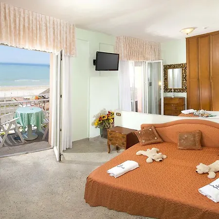 Hotel Mayflower Milano Marittima Exterior photo