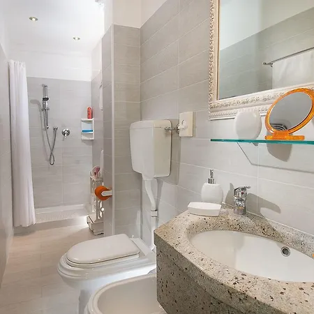 Hotel Mayflower Milano Marittima Exterior photo