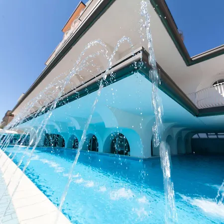 Hotel Mayflower Milano Marittima Exterior photo