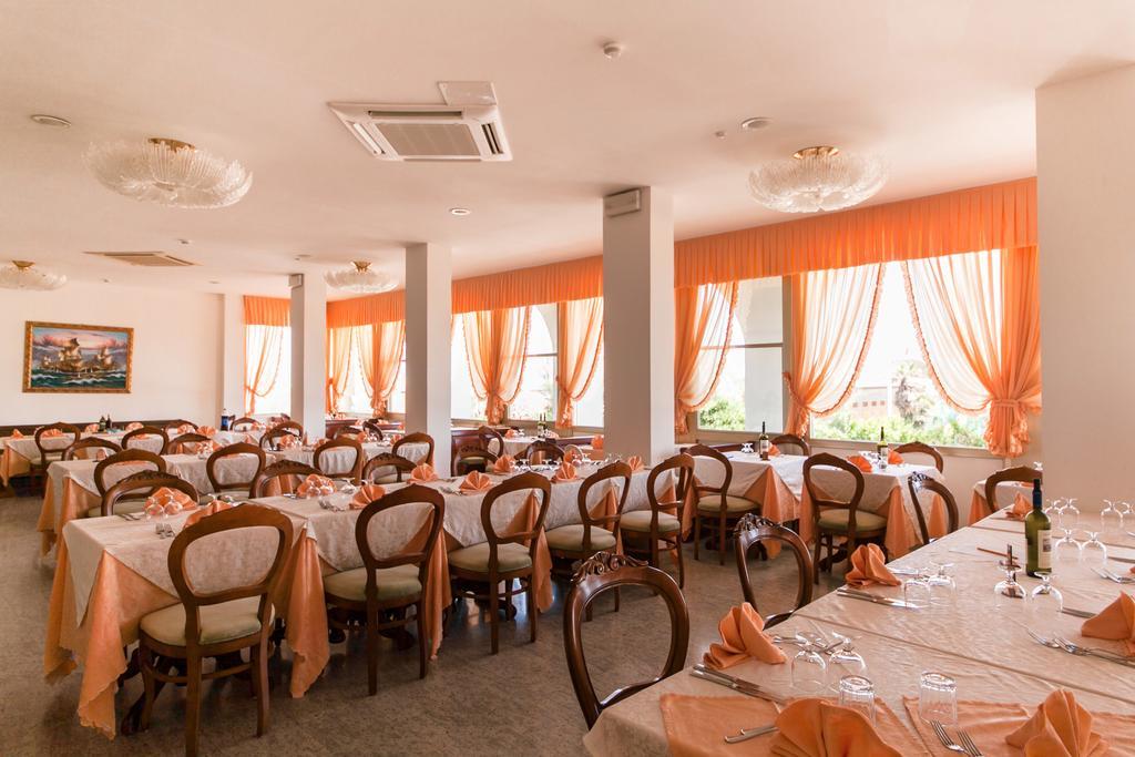 Hotel Mayflower 3*