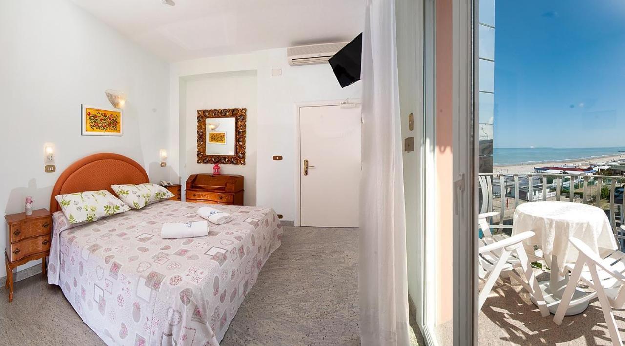 Hotel Mayflower 3*